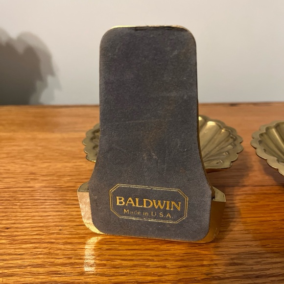 Vintage brass seashell bookends - Picture 5 of 5